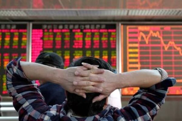 Share Market: ब्लैक मंडे साबित हुआ आज का दिन, शेयर मार्किट में अब तक की सबसे भारी गिरावट